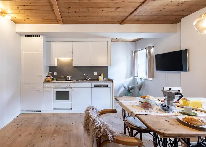 Ustarea Spluga Gæstehus