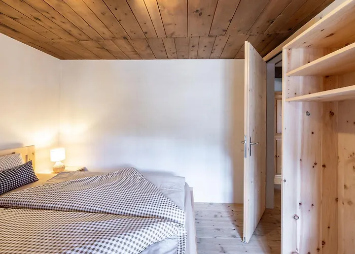 Ustarea Spluga Gæstehus